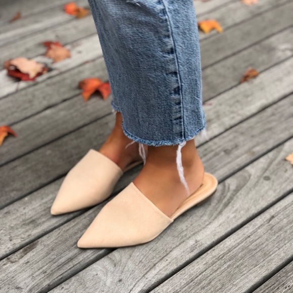 🆕Amore Nude Faux Suede Pointy Toe Flat Mules - Picture 5 of 6